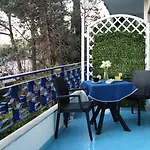 The Reef Bed & Breakfast
