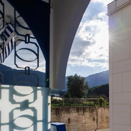 The Reef 4* Sorrento