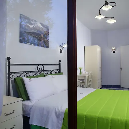 Bed & Breakfast The Reef 4*