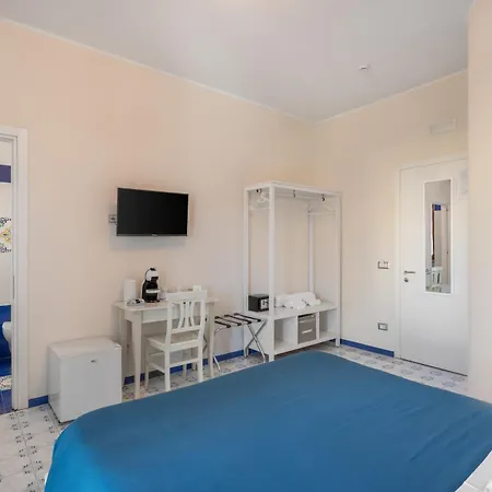 The Reef 4* Sorrento