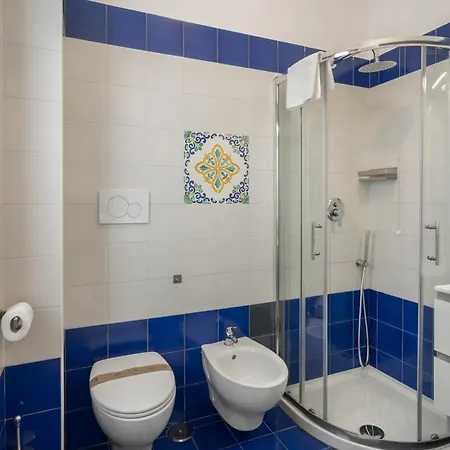 The Reef Bed & Breakfast 4*