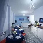 Frühstückspension The Reef 4*