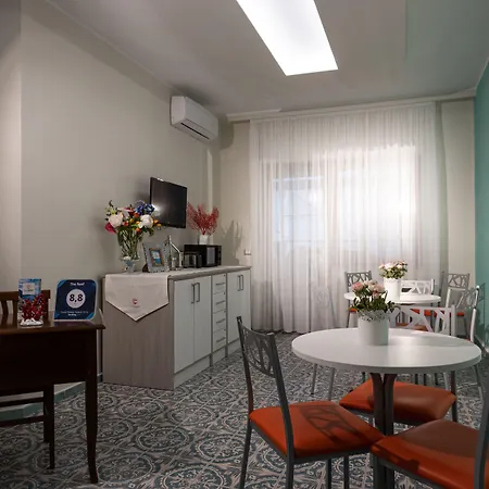 The Reef Готель типу 